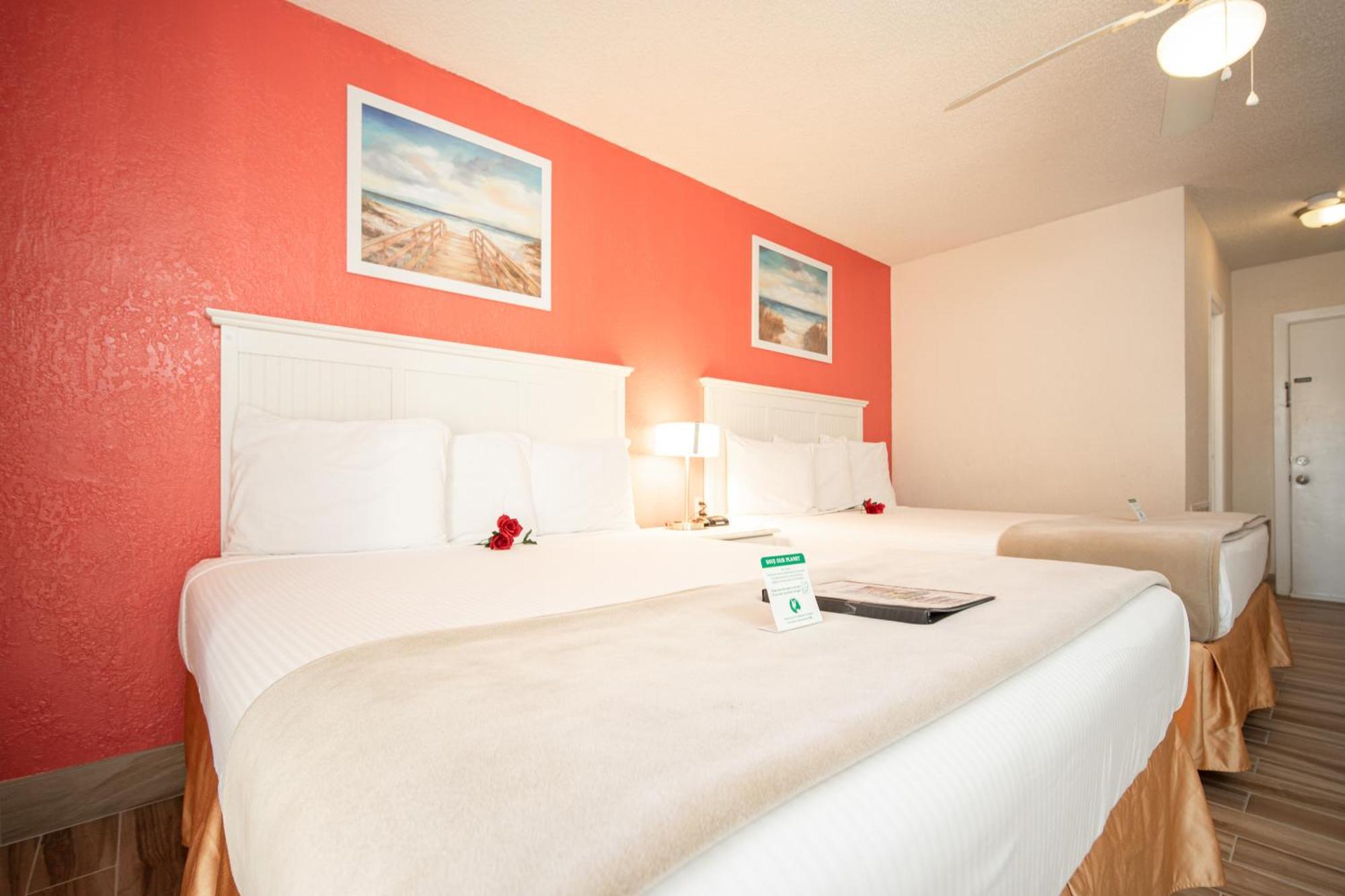 Island Sun Inn & Suites - Venice, Florida Historic Downtown & Beach Getaway الغرفة الصورة