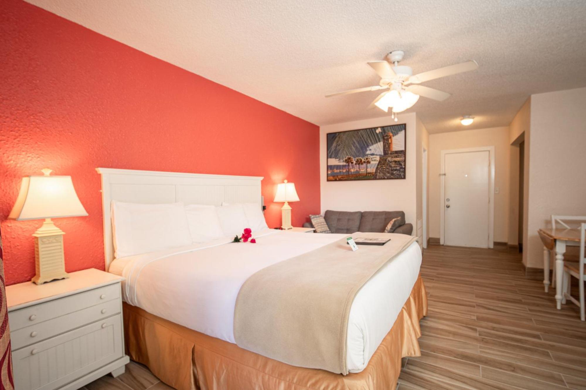 Island Sun Inn & Suites - Venice, Florida Historic Downtown & Beach Getaway الغرفة الصورة