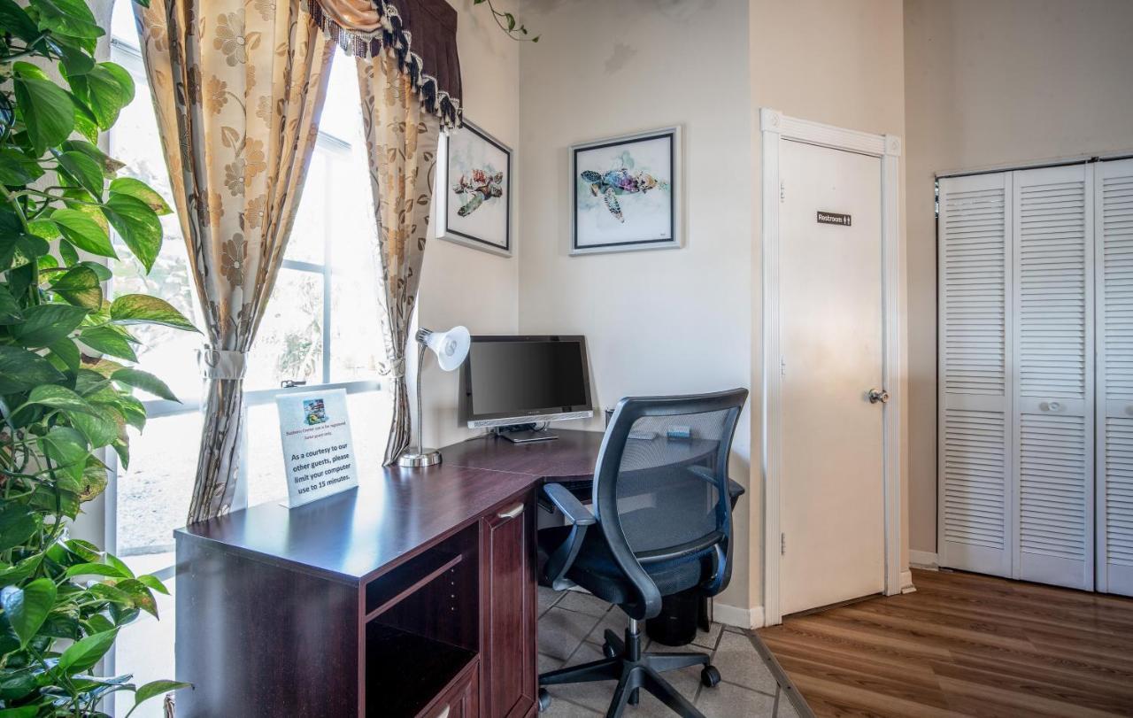 Island Sun Inn & Suites - Venice, Florida Historic Downtown & Beach Getaway المظهر الخارجي الصورة
