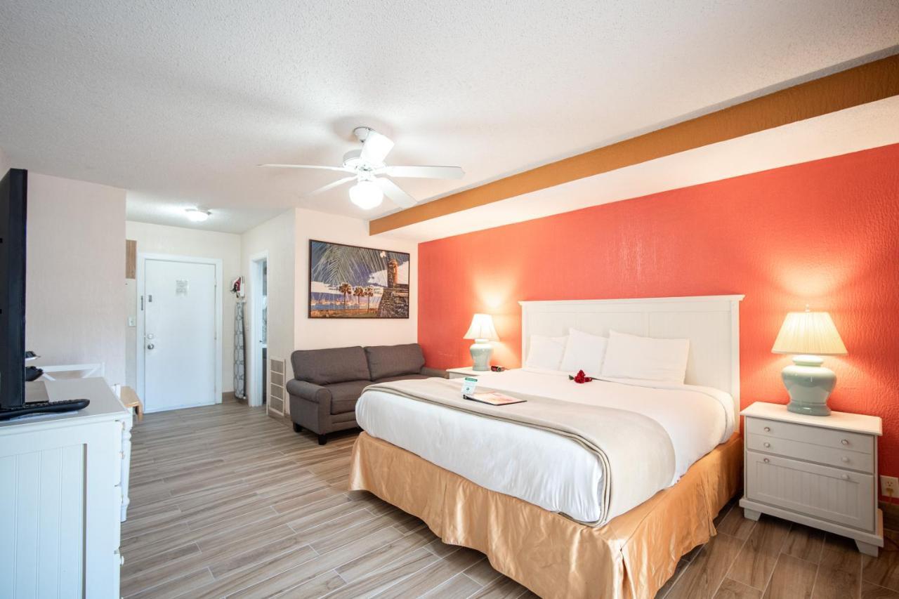 Island Sun Inn & Suites - Venice, Florida Historic Downtown & Beach Getaway المظهر الخارجي الصورة